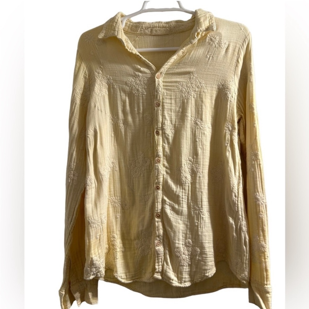 Cp Shades Yellow Floral Embroidered Button Down
Blouse size XS